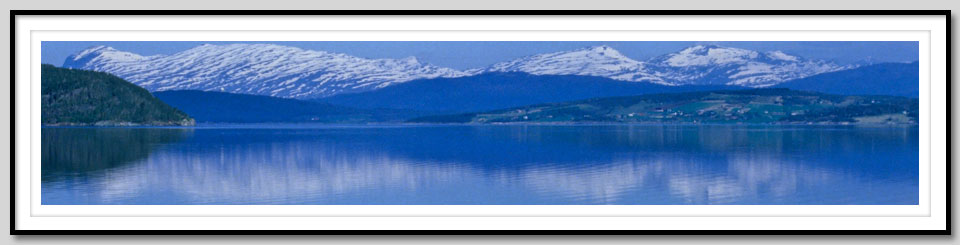 Masthead header